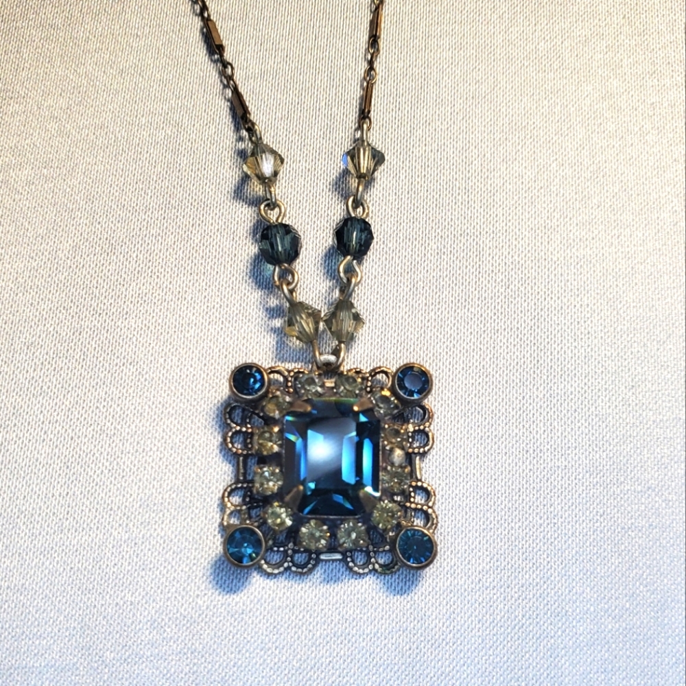 Liz Paiacios Vintage Style Blue Crystal Necklace